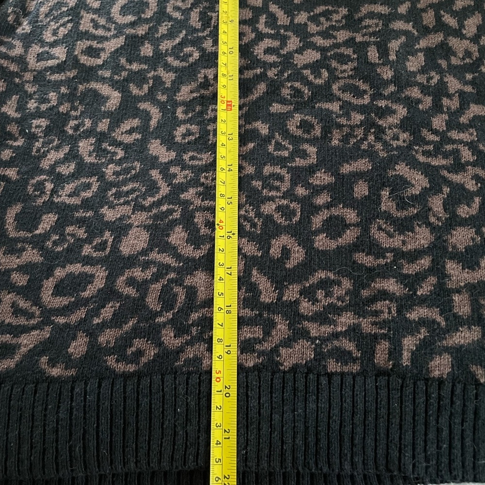 Free People Cheetah Sweater Top - Picture 6 of 7
